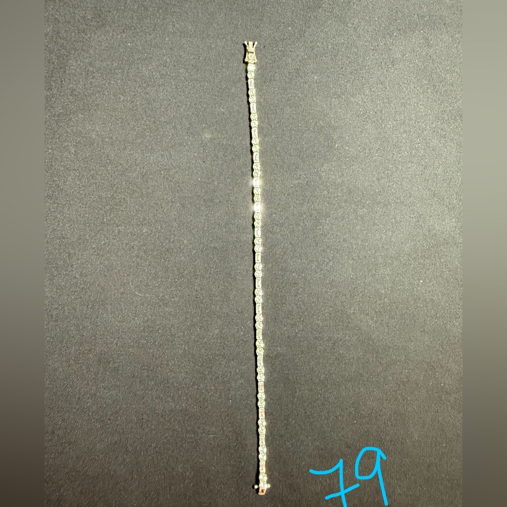 PRICE FIRM • NWOT Diamonique 925 sterling bracelet round baguette DQCZ 8.5 inch